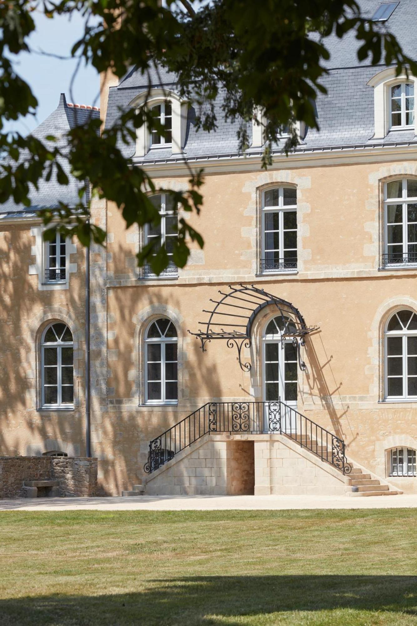 Domaine Le Mezo Hotel Ploeren Buitenkant foto